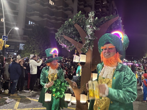 Así ha sido el desfile del Antroxu de Gijón