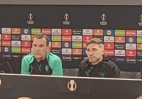 En directo: Yeray y Valverde, en la rueda de prensa previa al Manchester United-Athletic de la Europa League