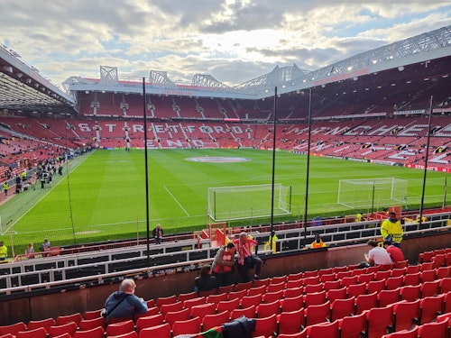 En directo, el ambiente del Manchester United-Athletic