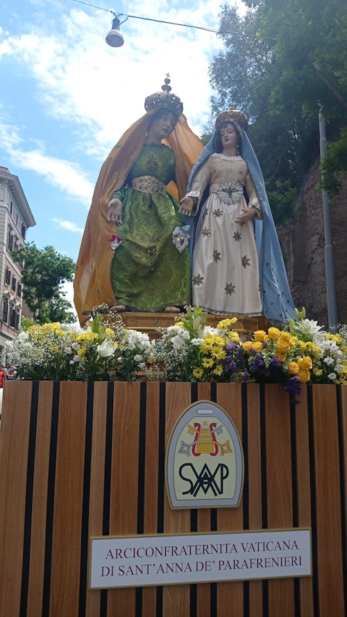 Procesión en Roma con el Cachorro y la Esperanza de Málaga, en directo: última hora del recorrido