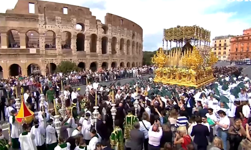 Directo | La Esperanza se encierra y se despide de Roma tras la Gran Procesión