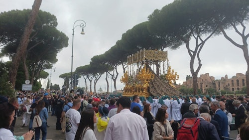 Directo | La Esperanza se encierra y se despide de Roma tras la Gran Procesión
