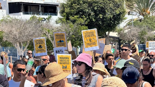 Así hemos contado en directo las manifestaciones del 18M &#039;Canarias tiene un límite&#039;