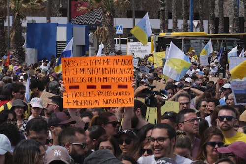 Así hemos contado en directo las manifestaciones del 18M &#039;Canarias tiene un límite&#039;