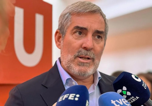 Vuelco mortal de un cayuco en El Hierro: llevaba más de diez días de travesía y al menos 20 niños a bordo