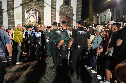 La Bajada de la Virgen del Pino: concluye el recorrido, la patrona ya está dentro de la catedral