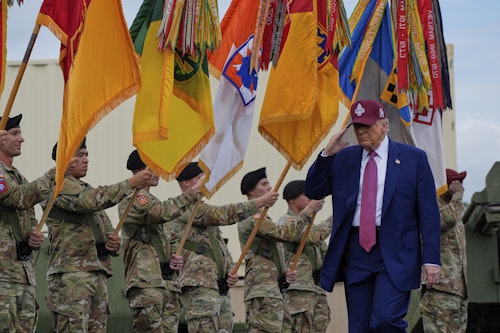Trump justifica presencia militar en Los Ángeles y afirma que se quedarán hasta que haya paz