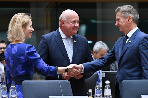 EU summit begins