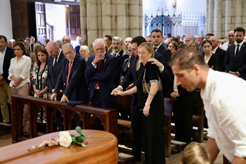 Último adiós a Antonio Trevín en Llanes