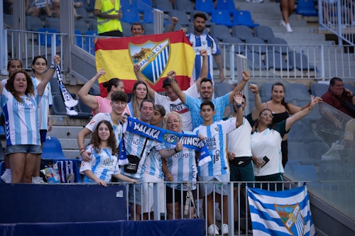 El Málaga golea al Betis y se lleva el Trofeo Costa del Sol (3-1)