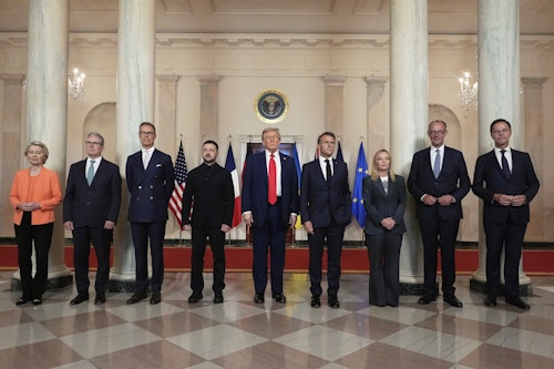 Avrupalı liderler, çok taraflı toplantı öncesinde Trump ve Zelenskyy ile aile fotoğrafı çektirdi
