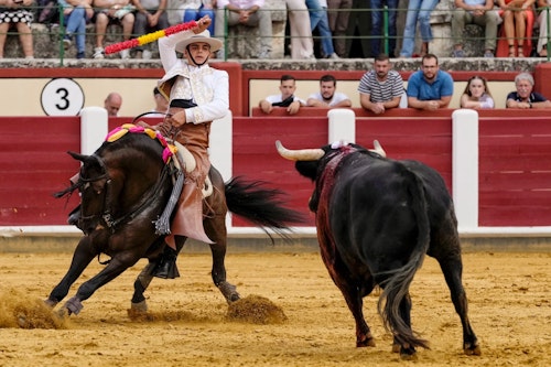 Escribano e Ismael Martín, a hombros en La Florida