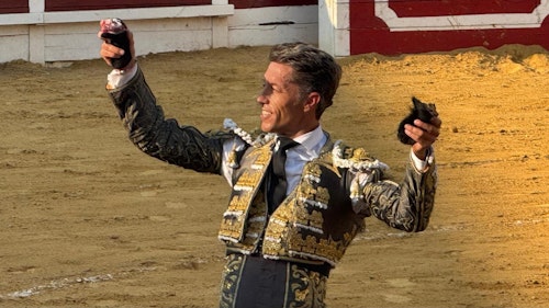 Escribano e Ismael Martín, a hombros en La Florida