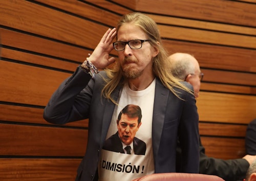 Mañueco responde a los grupos: «He oído muy pocas propuestas y mucho ruido, ataque y demagogia»