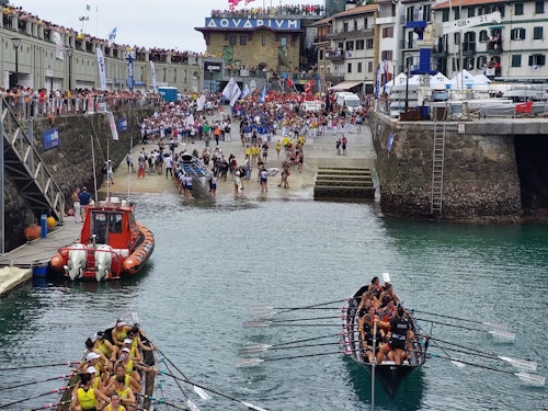 En directo, la bandera de La Concha