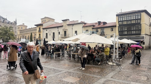 Así te hemos contado en directo una jornada de San Froilán marcada por la lluvia