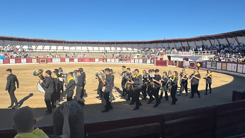 Triunfa la solidaridad más sincera en el festival taurino de Aerscyl