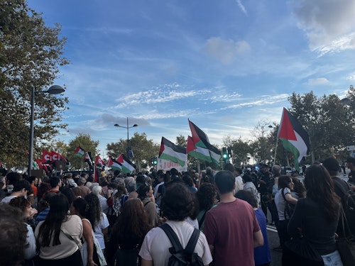 Así ha sido el directo de la manifestación ante un Roig Arena blindado para el Valencia Basket-Hapoel