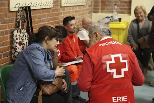 Los vecinos afectados por en incendio en el Monte Areo, en Gijón, ya están en sus casas
