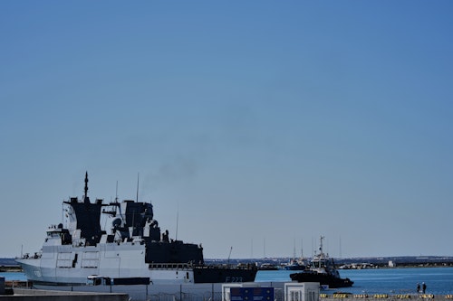 Έφτασε στο λιμάνι της Λεμεσού η γερμανική φρεγάτα FGS Nordrhein-Westfalen