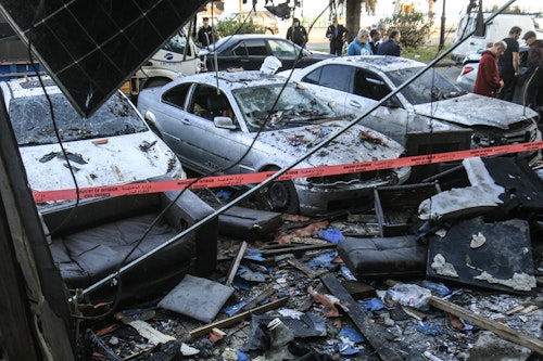 📸 En images : les frappes se poursuivent au Liban, malgré le cessez-le-feu