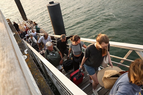 đ· En images â le Cap-Ferret Ă©vacuĂ© par bateaux